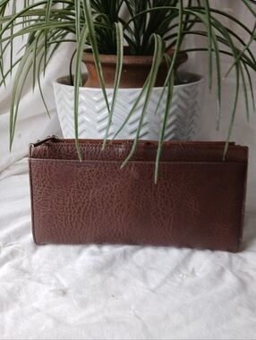 Matt & Nat Brown Motiv Vegan Leather Continental Wallet - Large Slim Bifold